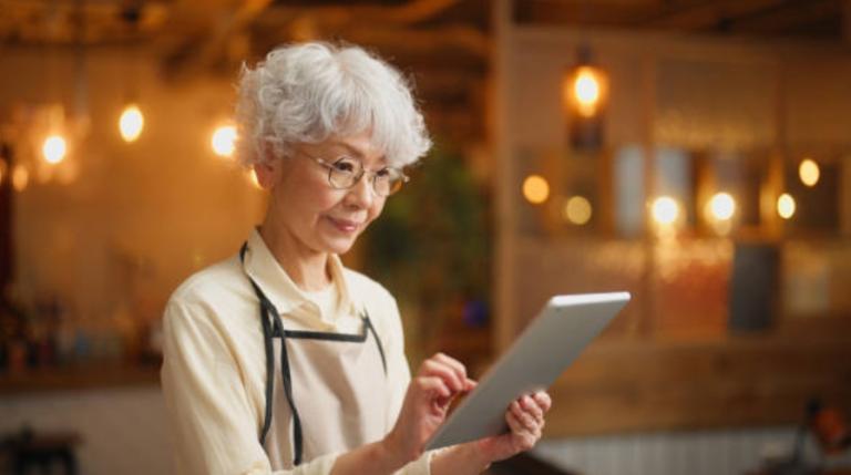 Understanding Retirement Plan Fees and Expenses title page