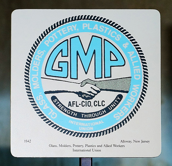 Glass, Molders, Pottery, Plastics and Allied Workers International Union logo
