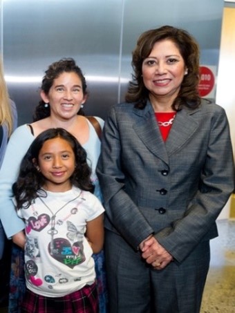 Yolonda with her children