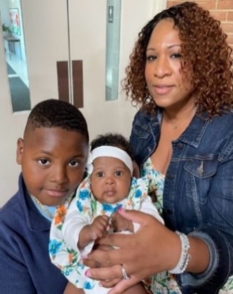 Yolonda with her children