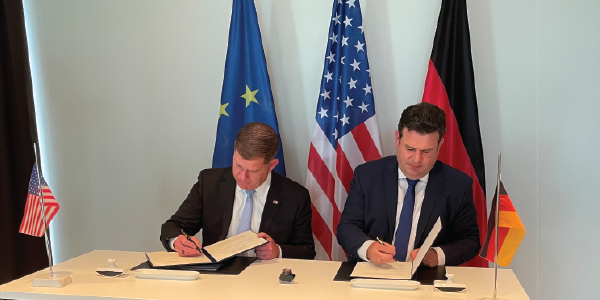 Secretary Walsh and Hubertus Heil during the signing of the joint declaration of intent between the U.S. and Germany.